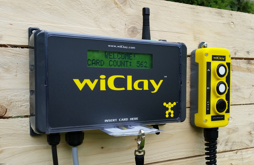 Heavy duty release button. wiClay Sporting Two, Sporting 2x2 and Super Sporting clay trap radio controller and target counter systems